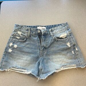 Vervet shorts. Like new